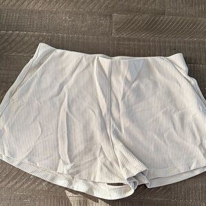 Lululemon Ribbed Softstreme High-rise Short 2”